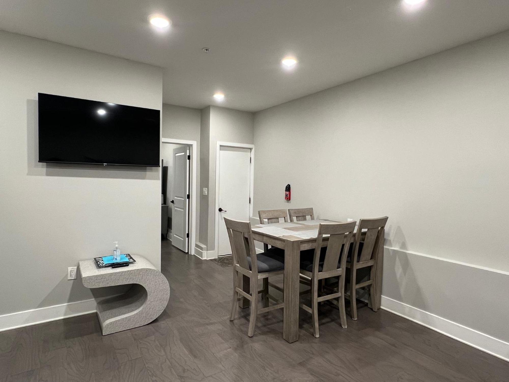 Charming 3Br 2Ba With Private Patio Lägenhet Philadelphia Exteriör bild