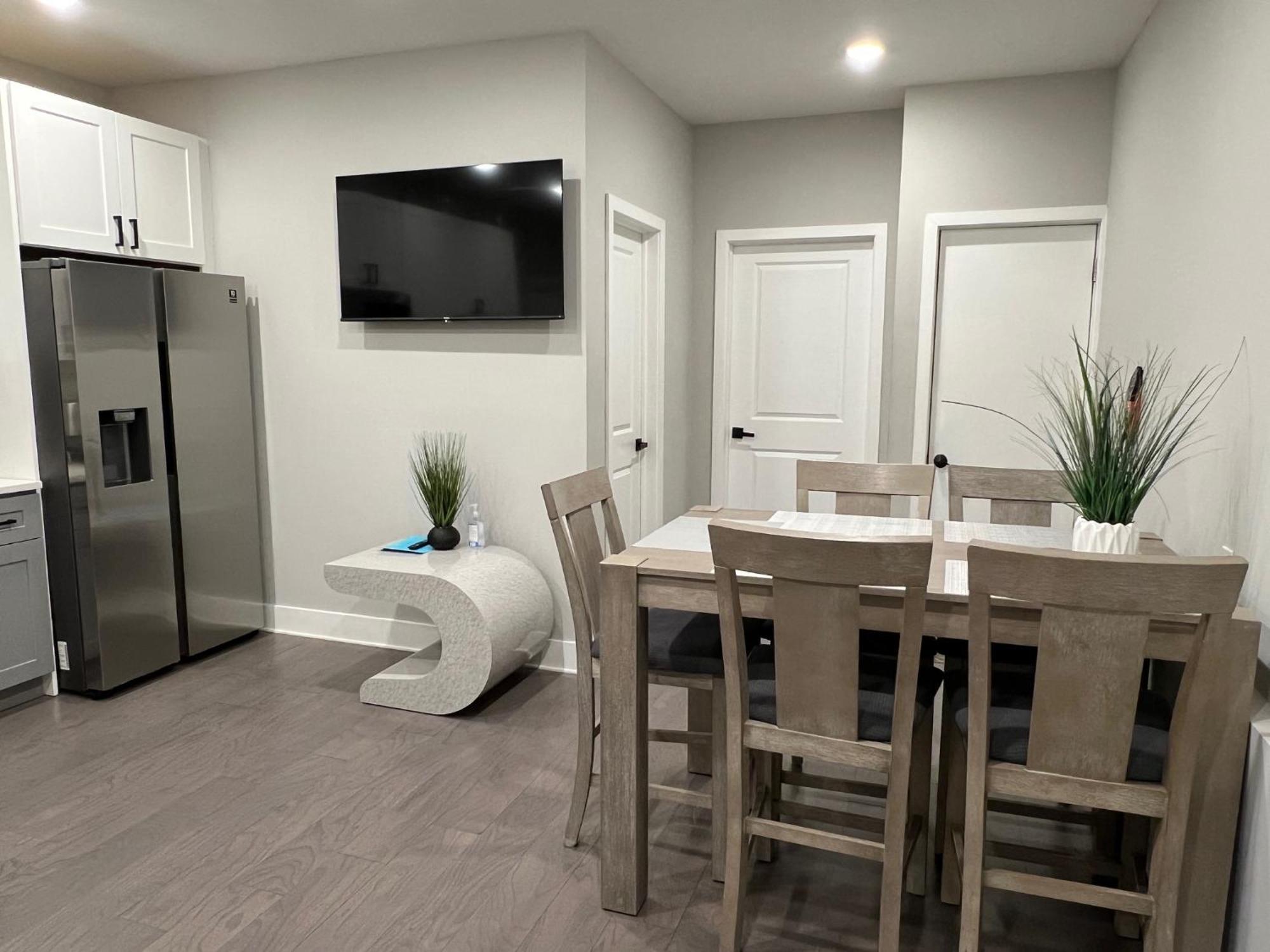 Charming 3Br 2Ba With Private Patio Lägenhet Philadelphia Exteriör bild